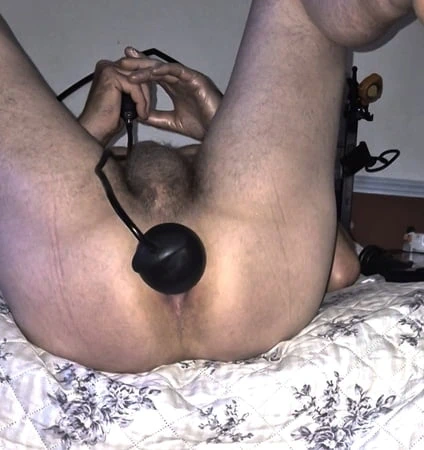 Heteroseksüel adam tek başına göt oyunu 