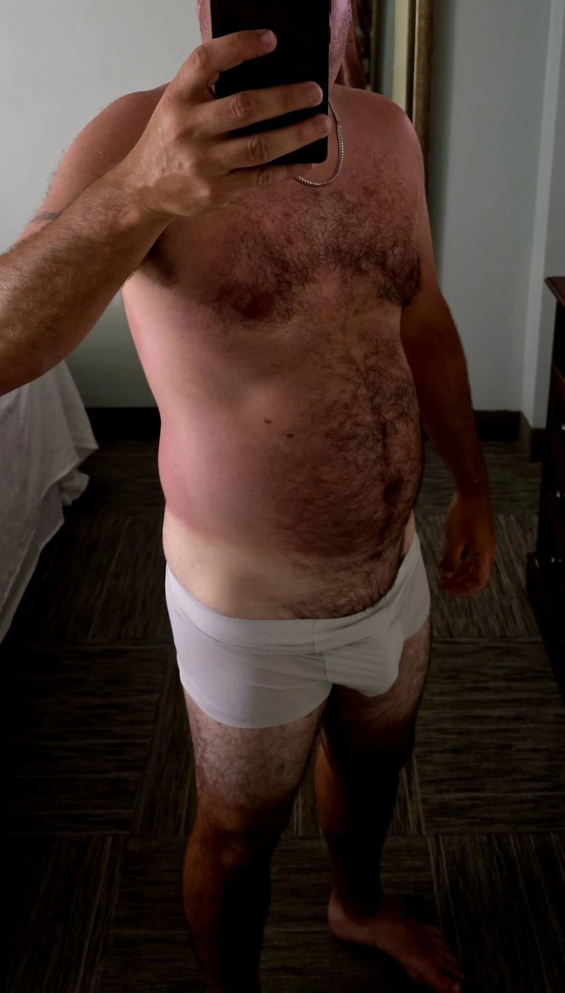 Tan Lines seven var mı?