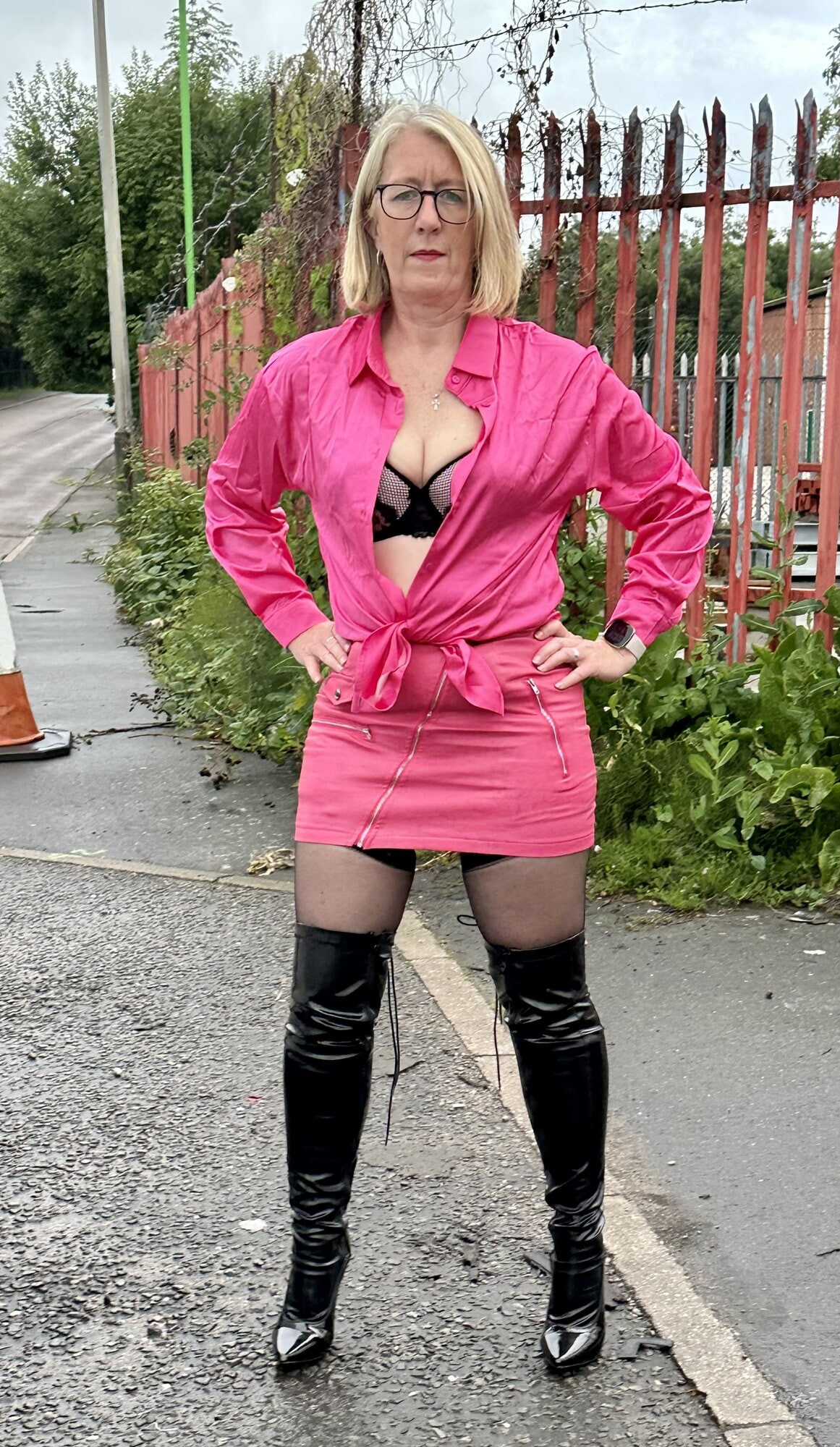Katie pembe 4