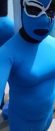 Taytlı süper kahraman 