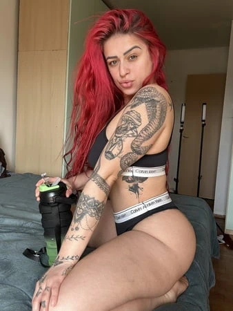 Camila Vegas - ıslak kalın, sulanmış 💦 kalın