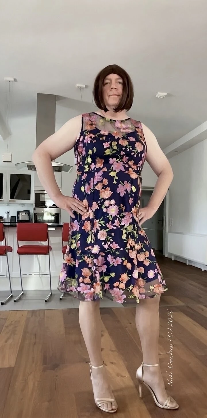 Nicki-Crossdress Yazlık Elbise & Topuklu Ayakkabılar
