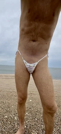 Beyaz hedef bikini