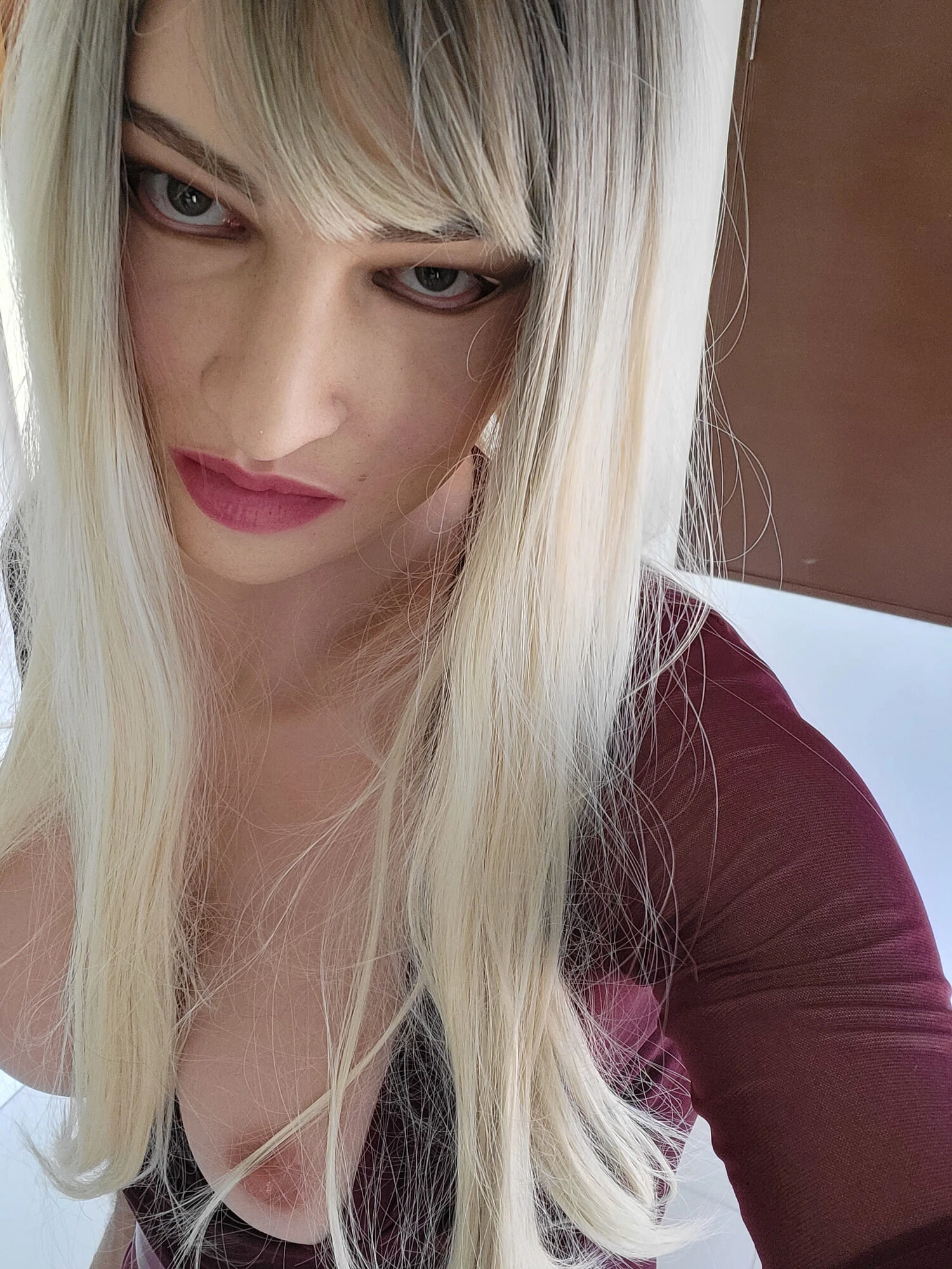 PVC mini etekli ve yüksek topuklu silikon travesti
