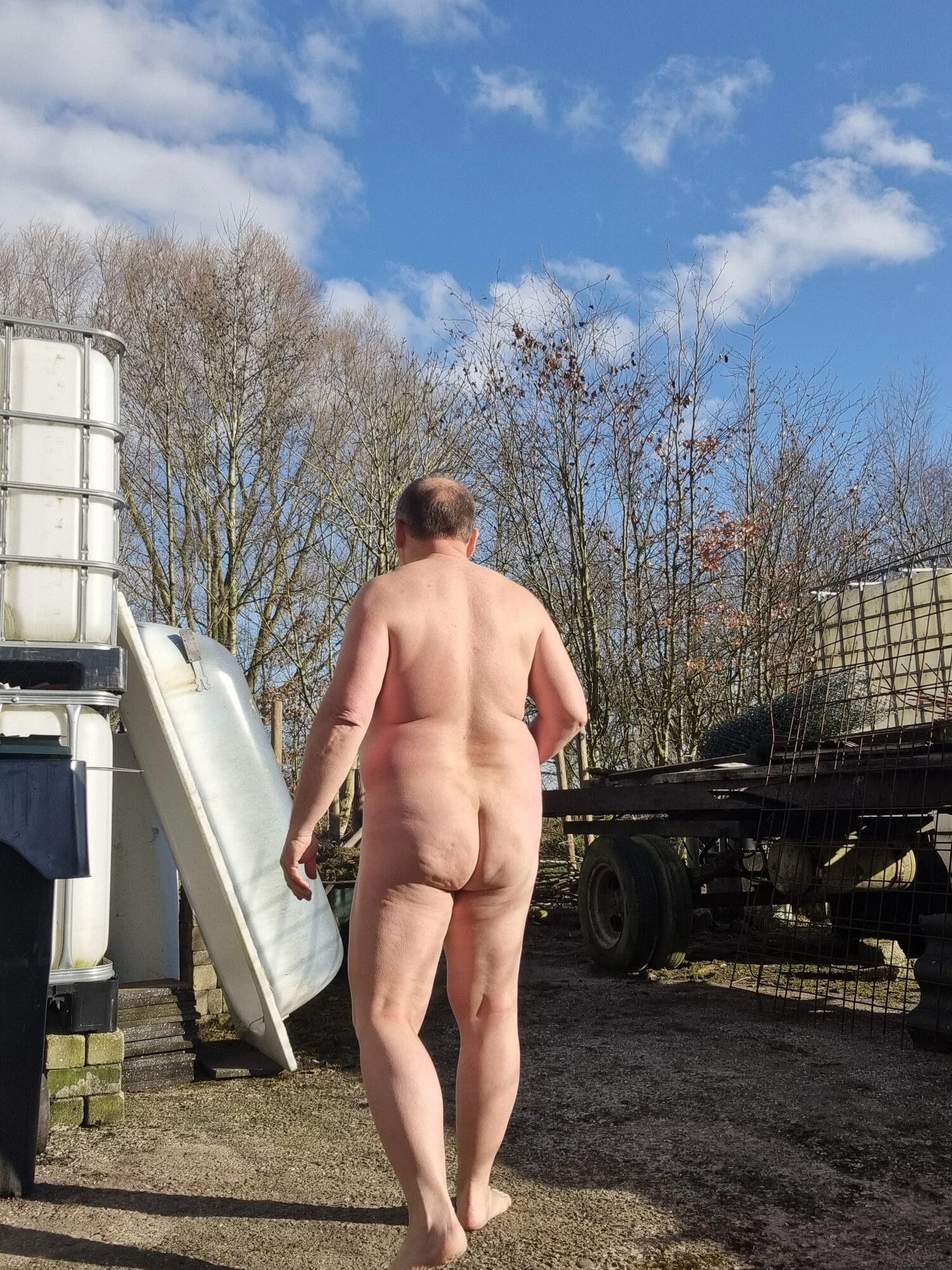 First day's 2025 in the nude outside #2