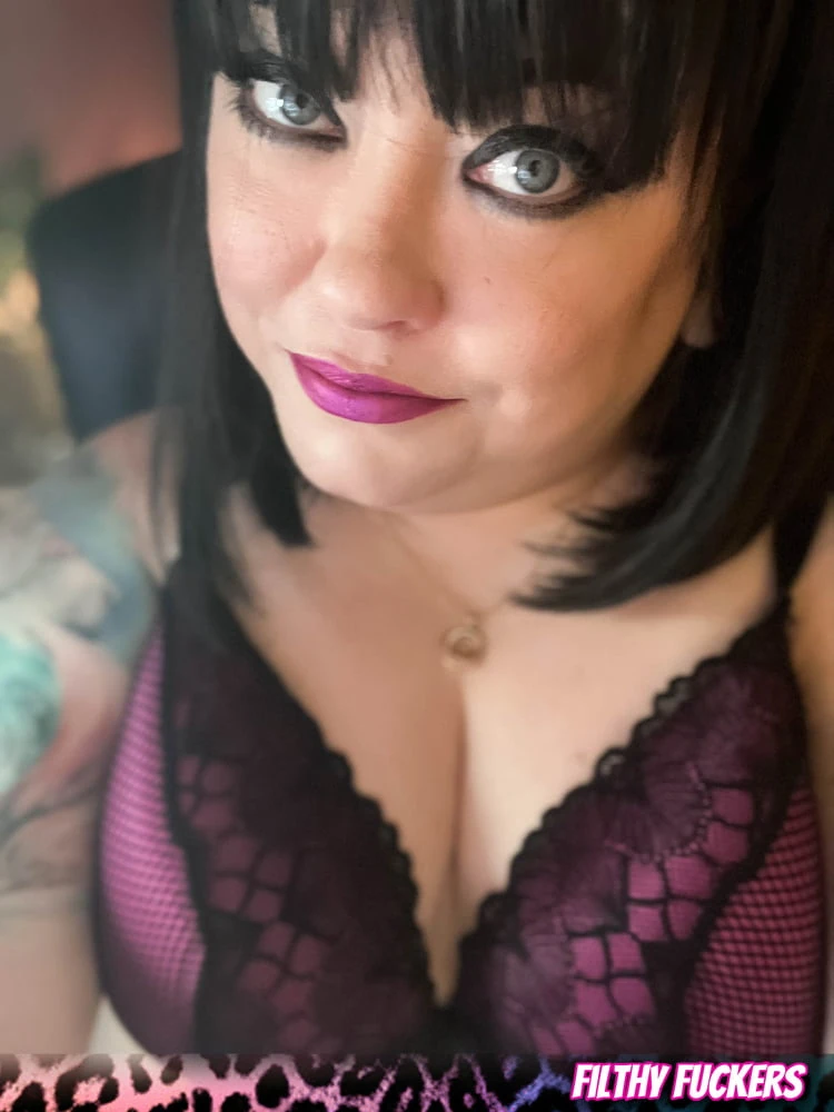 Tina Snua Selfies #3 #4
