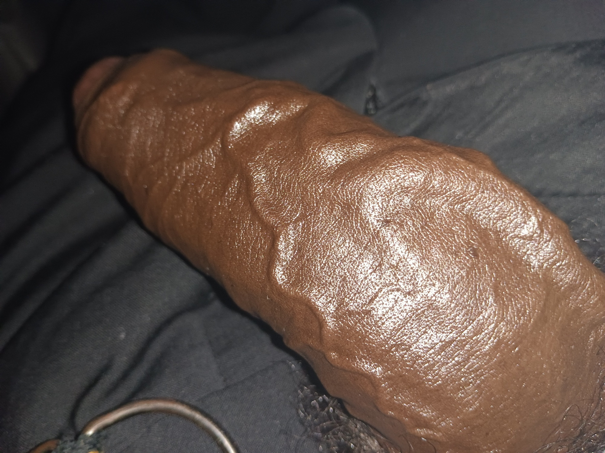 Kamu önünde büyük siyah sikimi elle çekme fotoğrafları