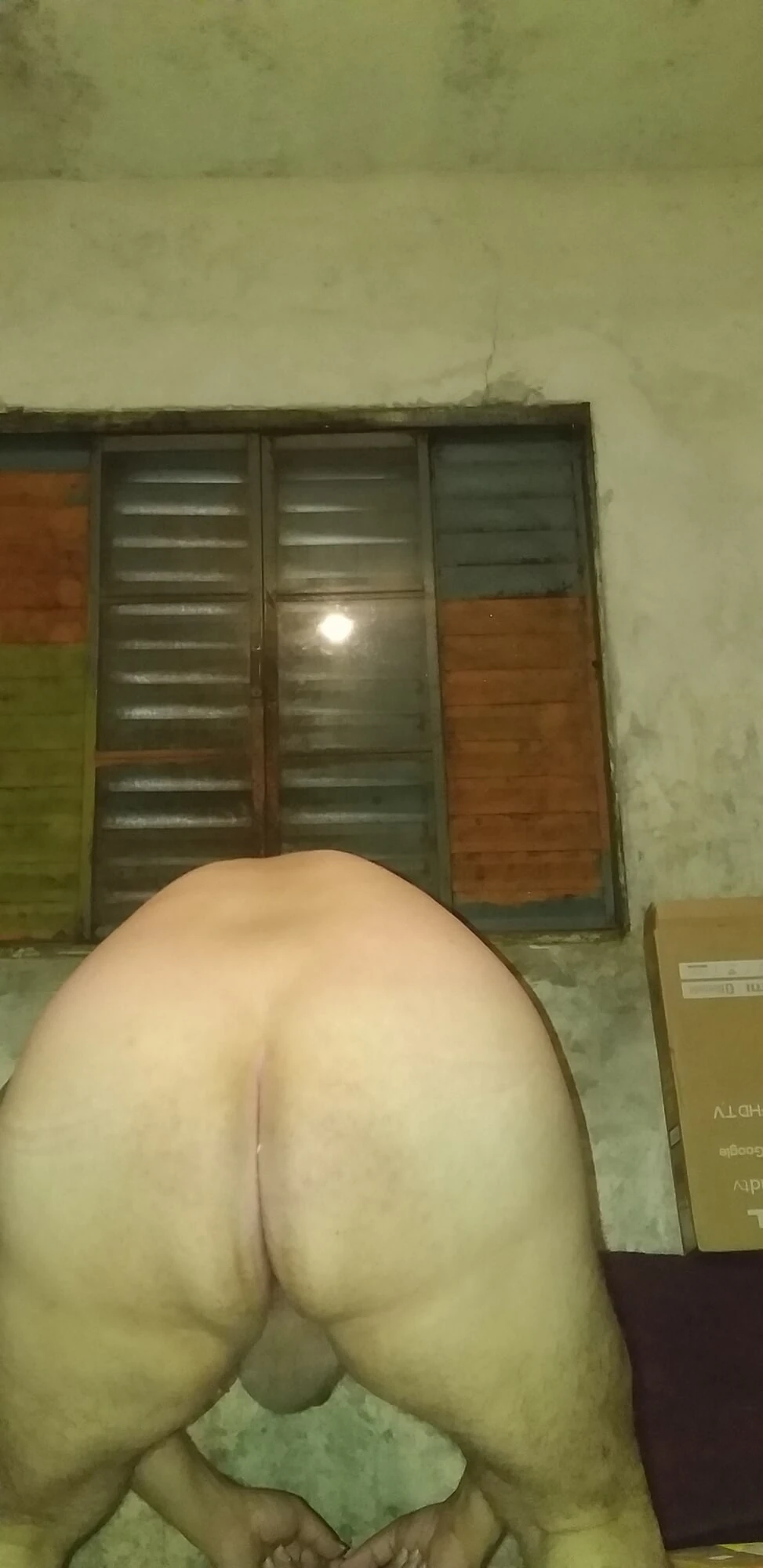 Vou aperta o saco pra sai muito leite