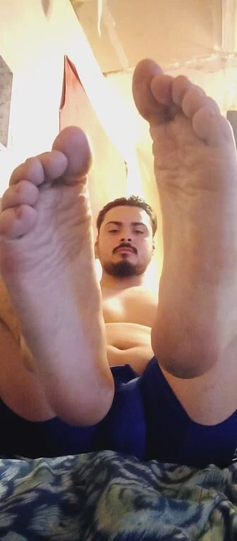 Ateşli ayaklar ve yüz