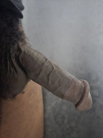 Büyük zenci neredeyse tam selamlıyor