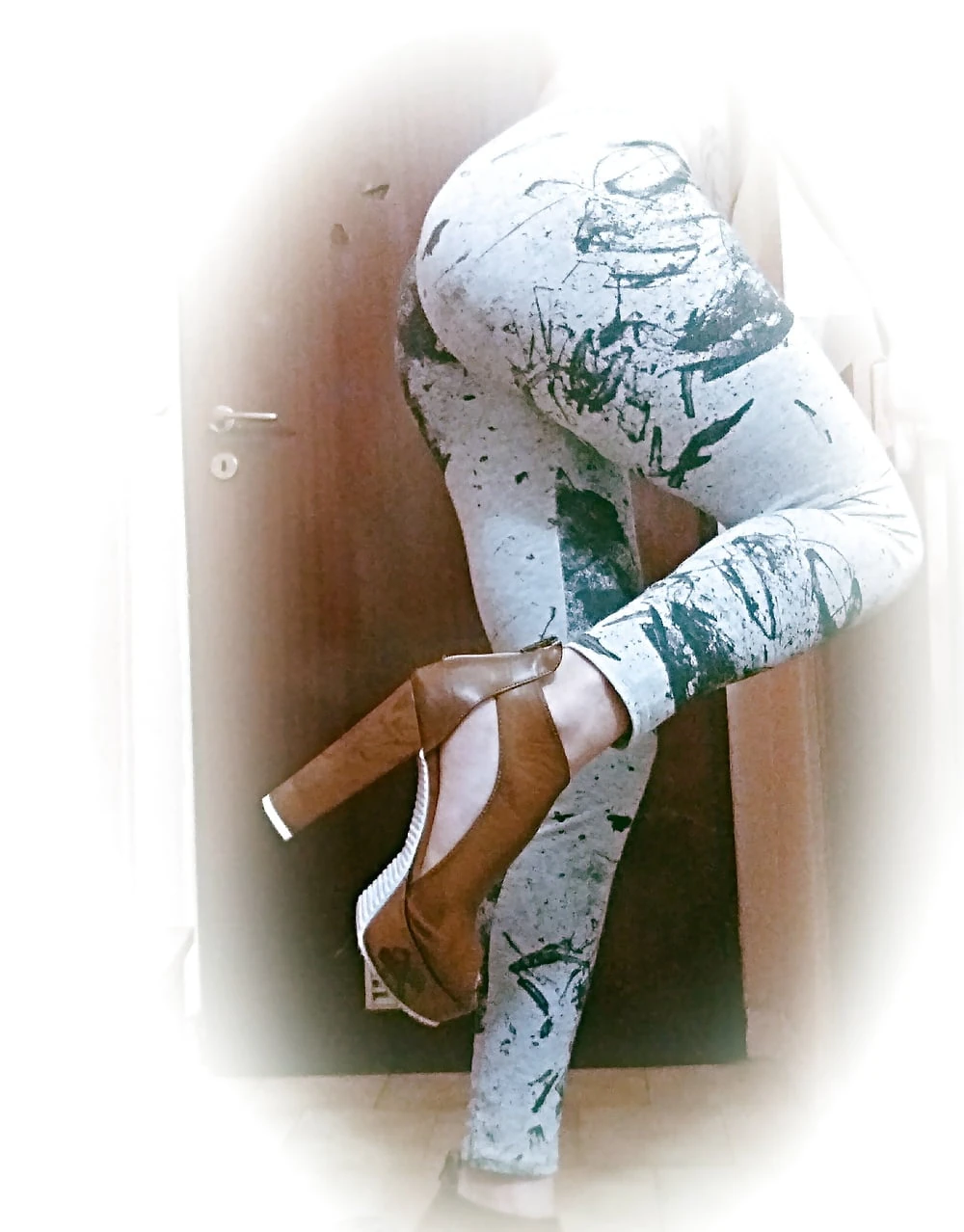 Ladyboy kıyafeti