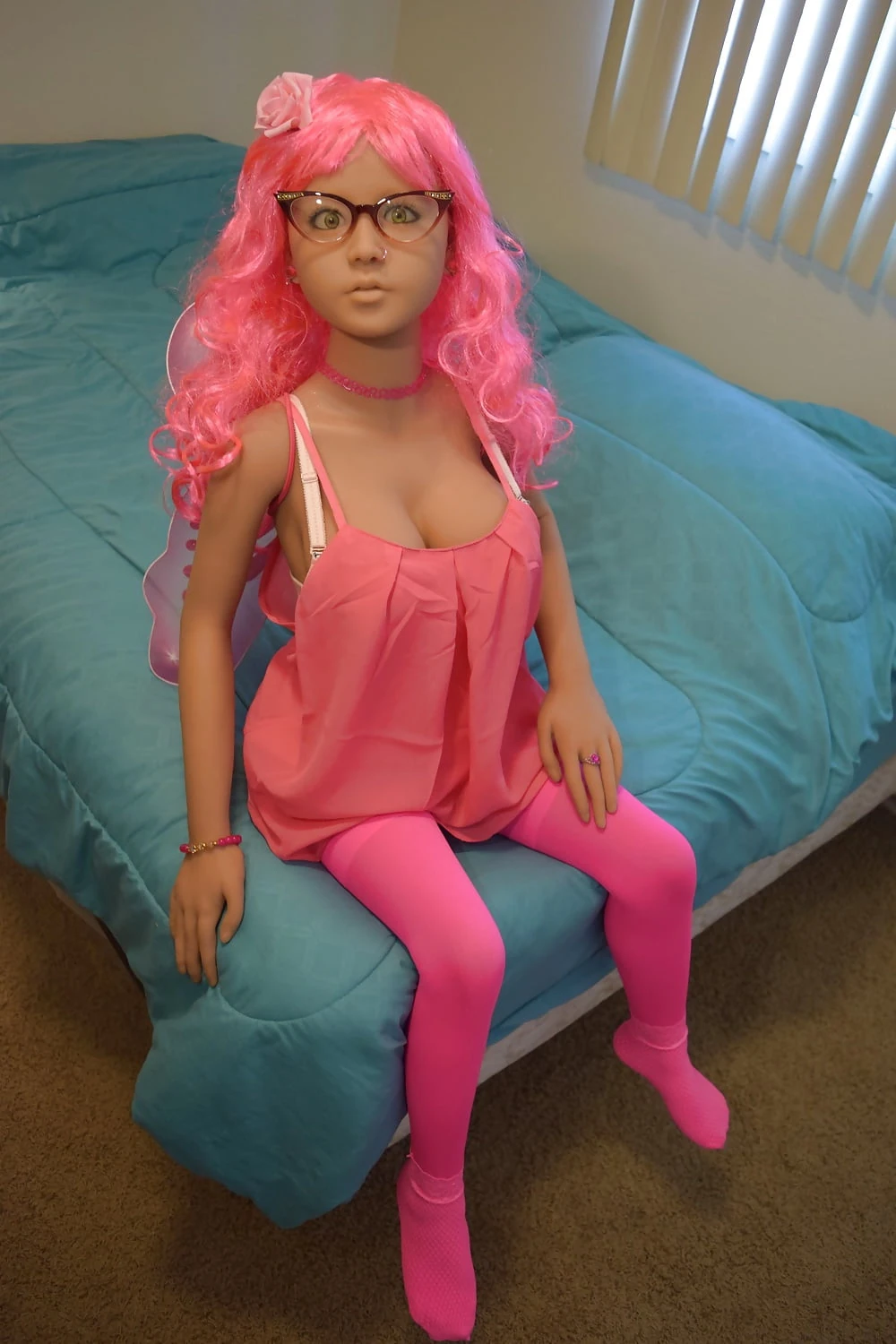 Nina'nın pembe kanatları!