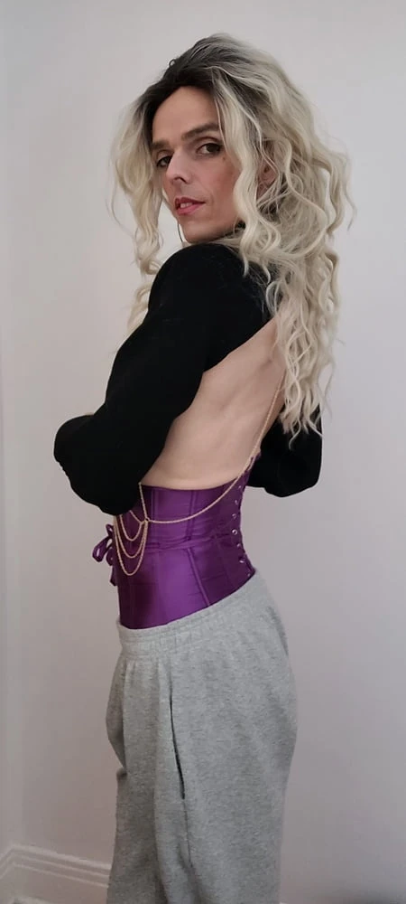 Bitchmodel #4