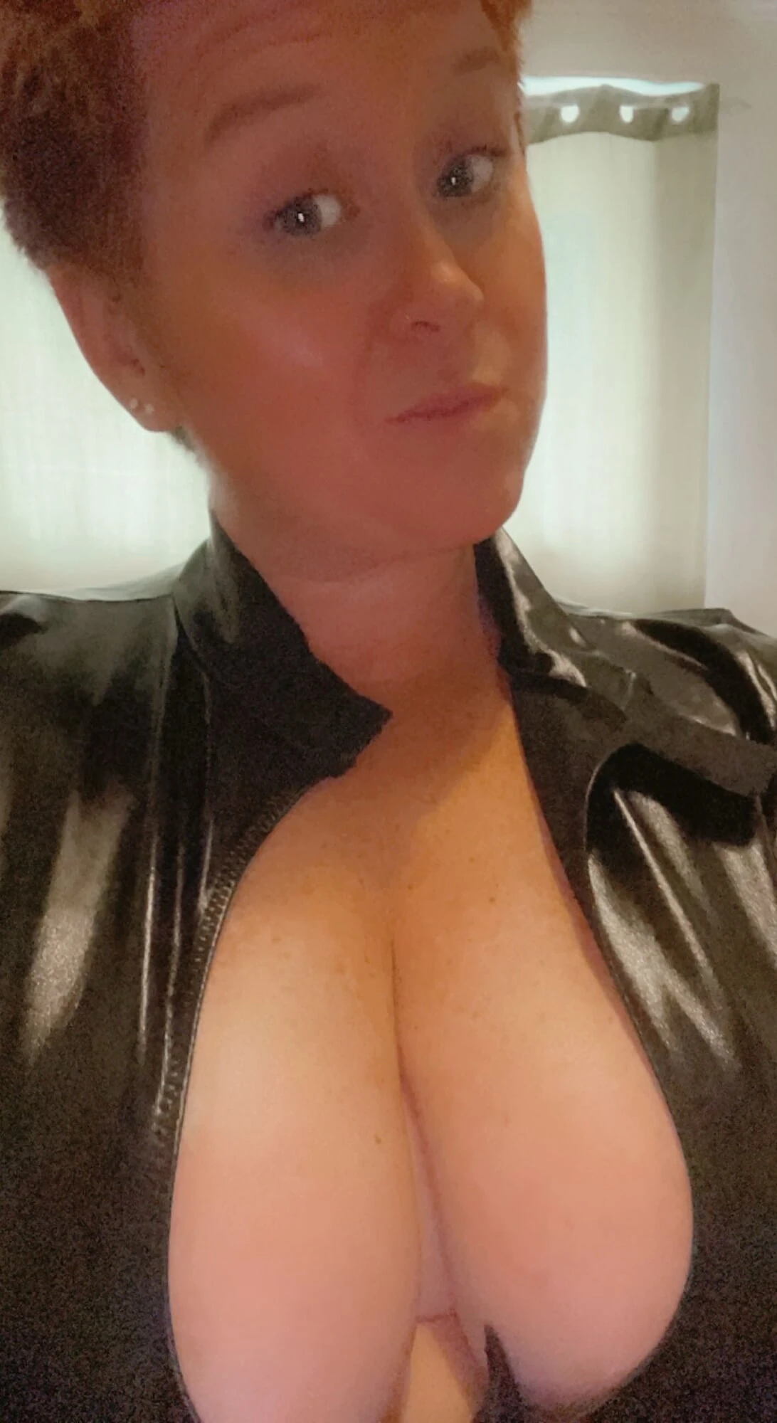 PVC elbise