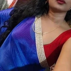 Моя красивая горячая жена Saree смотрит на мою жену так Горячо и сексуально 