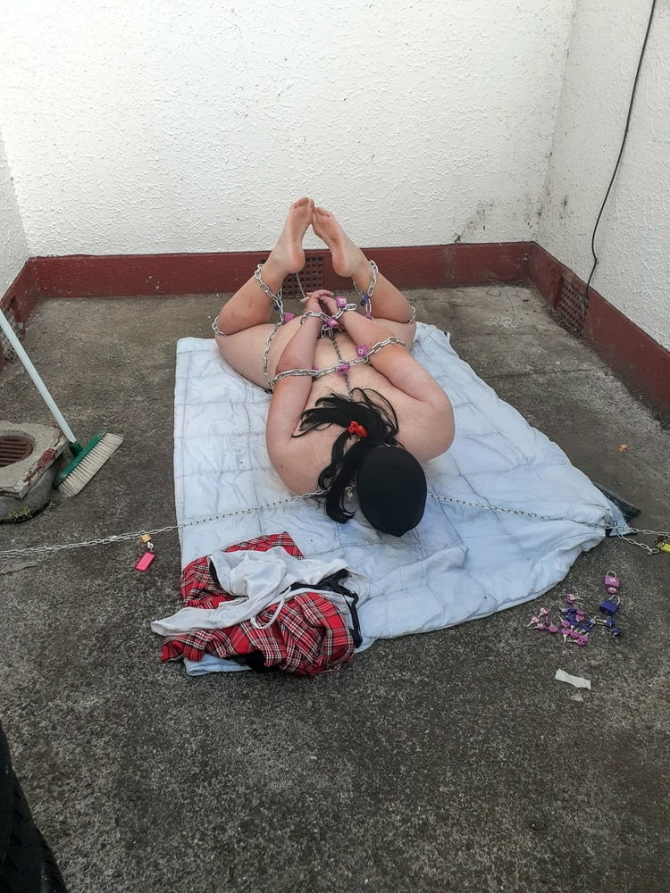 Chained Up Outside - 11.04.2020