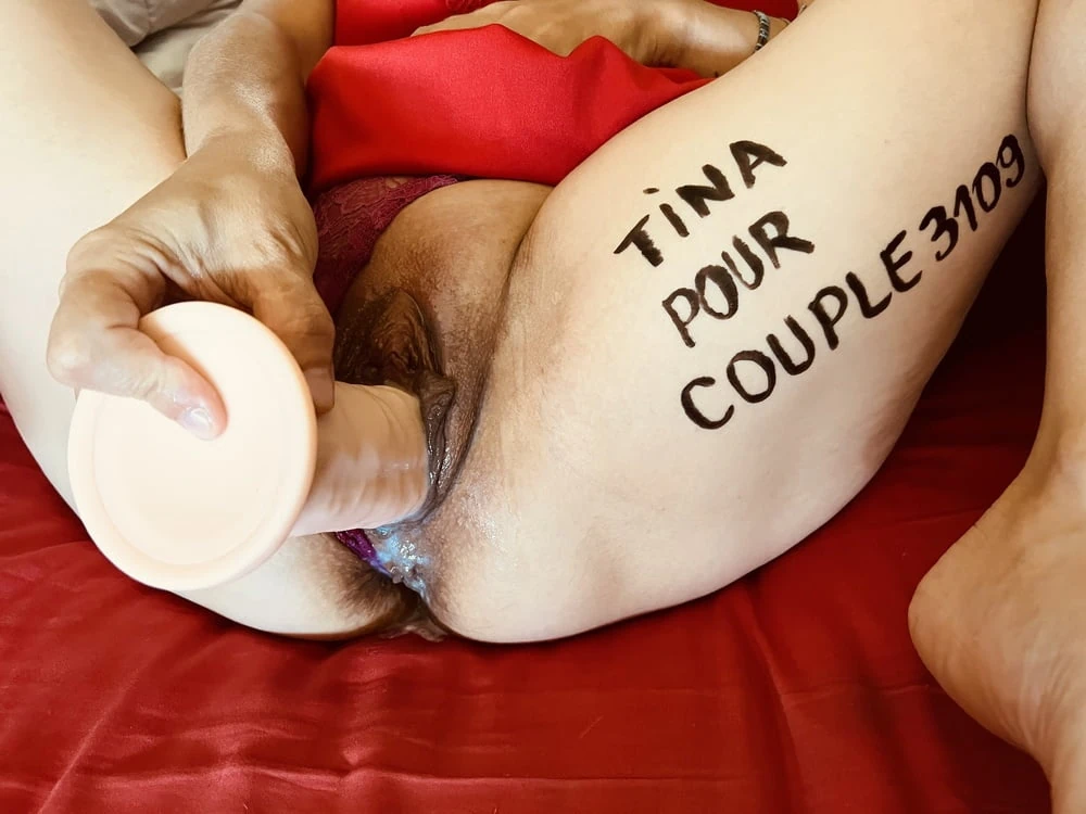 D?dicace Tina Fransız sürtük amcığının içine boşalıyor büyük dildo xl