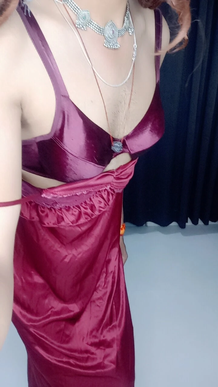 Hintli evlilik yıldönümü seksi ateşli elbise