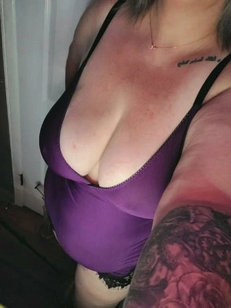 Seksi bbw iç çamaşırıyla