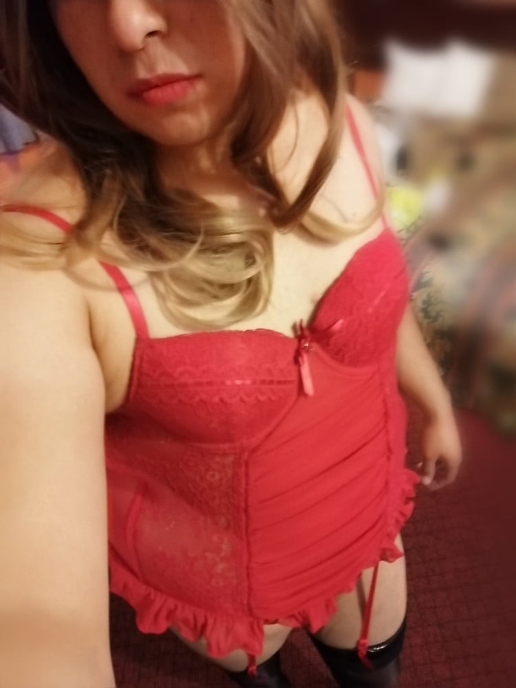Seksi kırmızı babydoll korse
