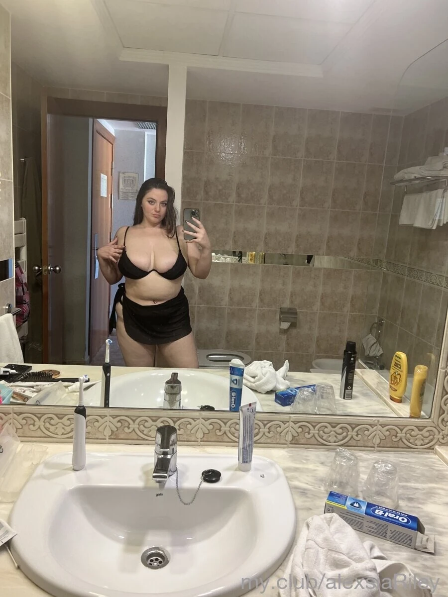 Alexsia riley Free Photos