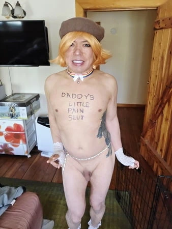 Babanın küçük acılı sürtüğü