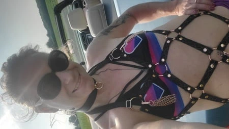  Ontario'da seyahat ediyor 