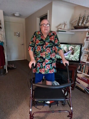 Rollator Walker ile kendim.