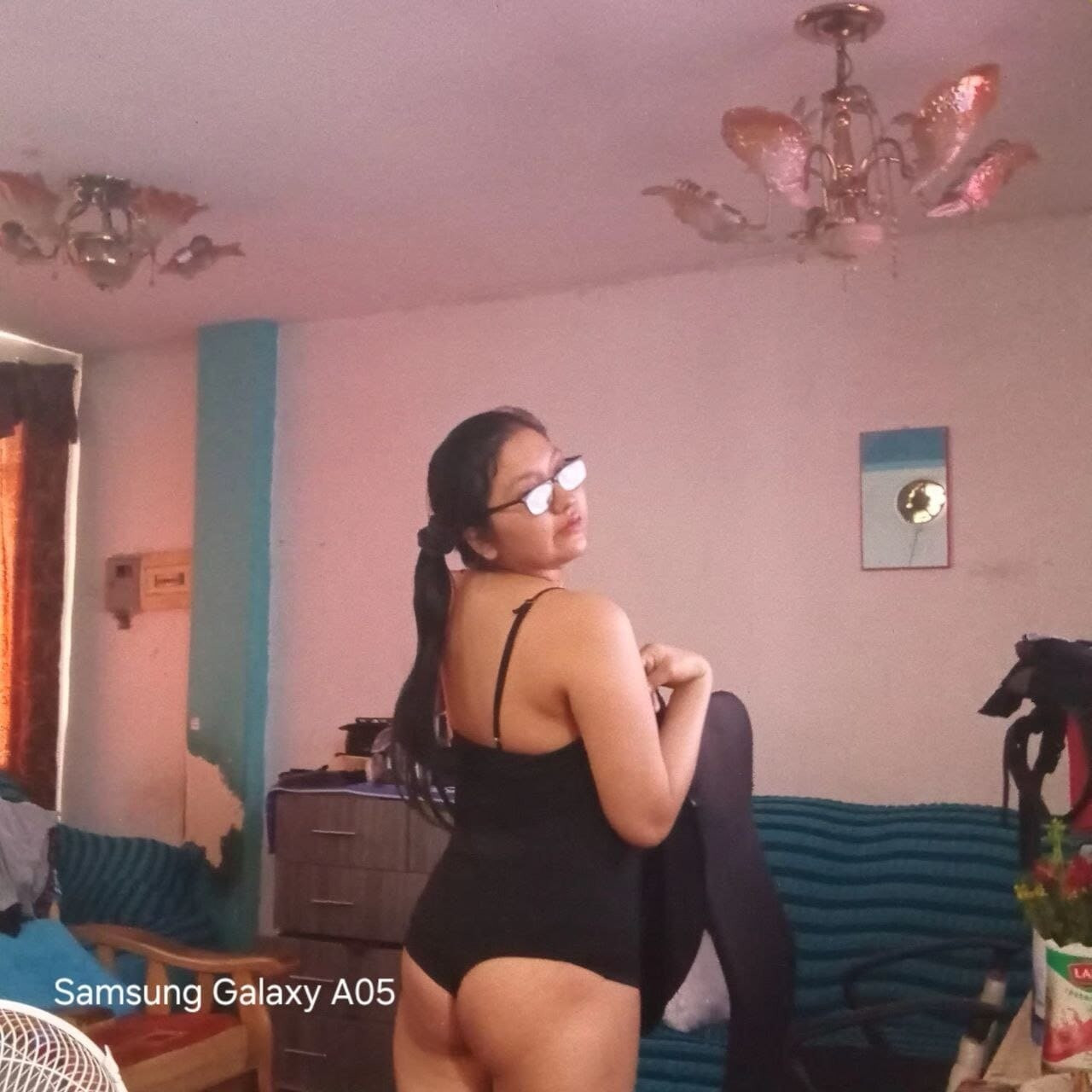 Soya Leslyx, Linda, sevimli y con un culo grande. Sigueme siempr