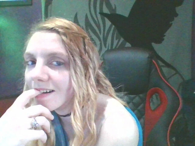 SexySubmissive Free Photos