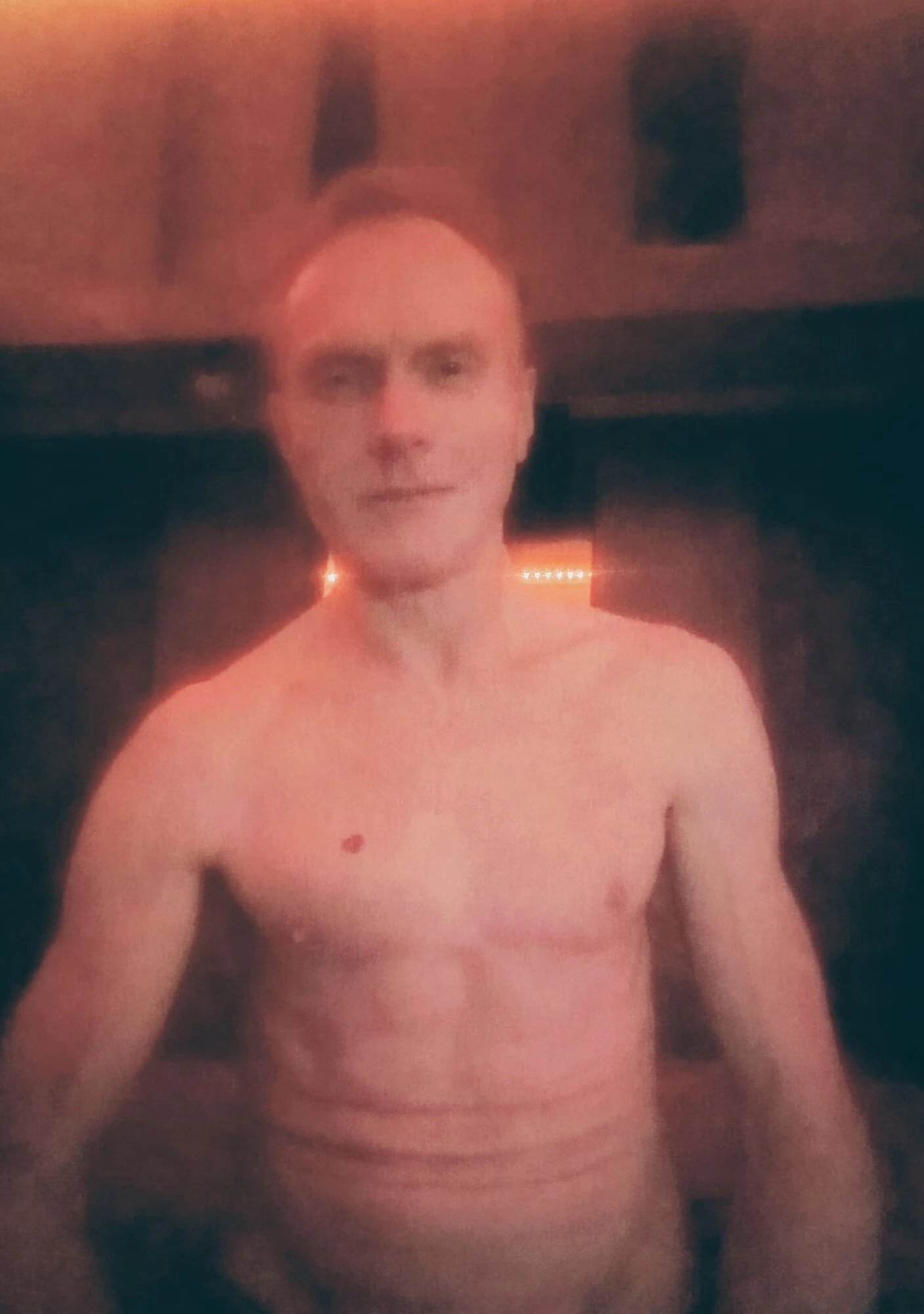 TimTruelovexxx снова голая в спальне.