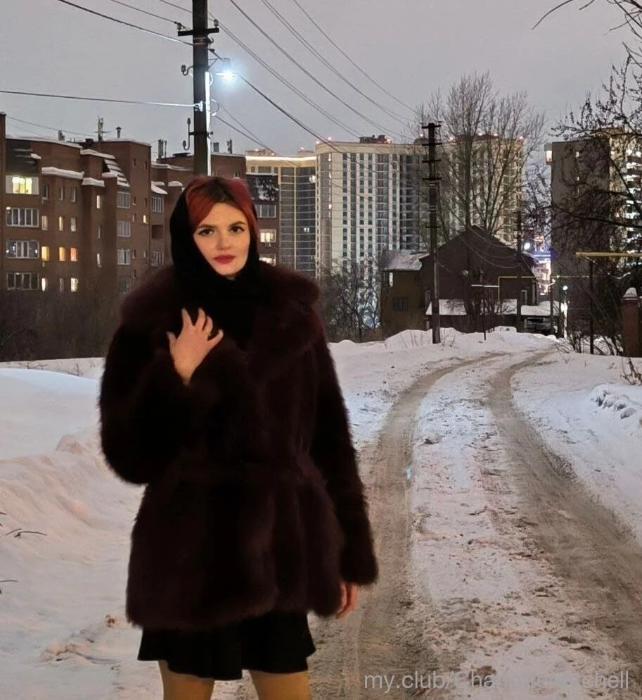 Ücretsiz Charlotte Mitchell Fotoğrafları