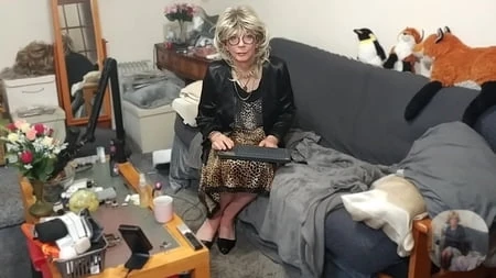 Eşcinsel travesti