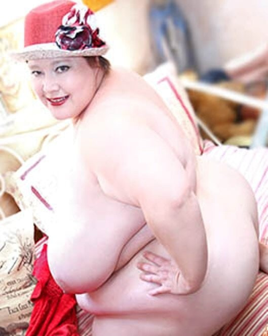 Luna lusty bbw