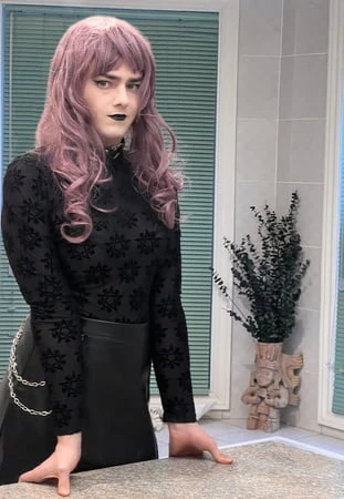 Egirl/goth tarzı