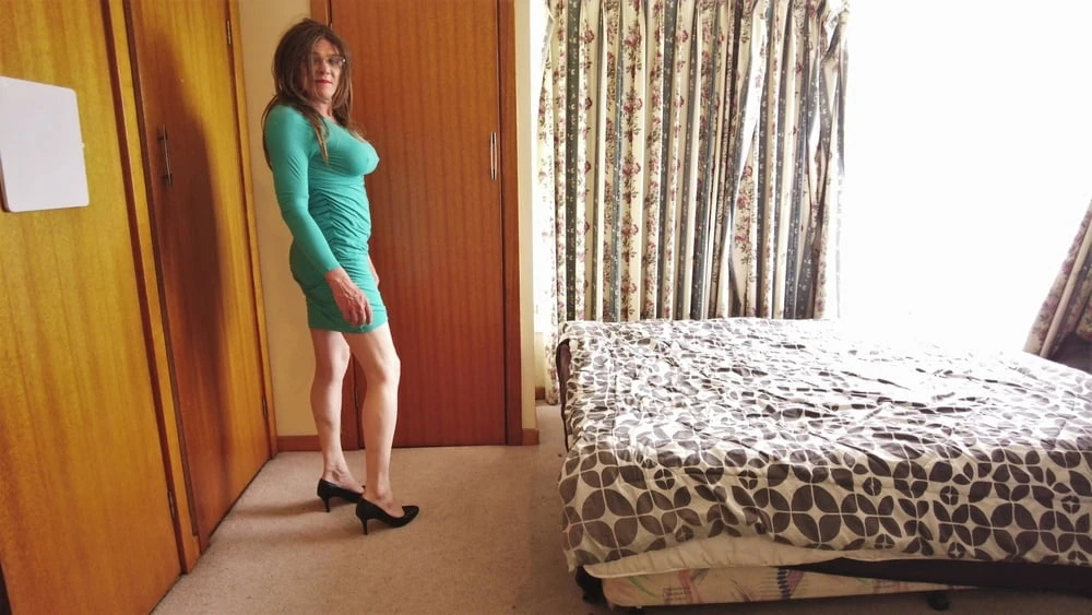 Crossdress yılbaşı elbisesi denemesi 2