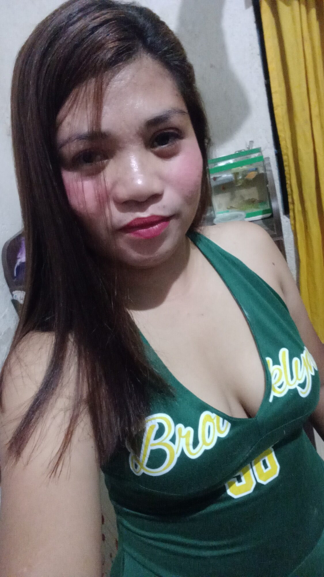 lady in green