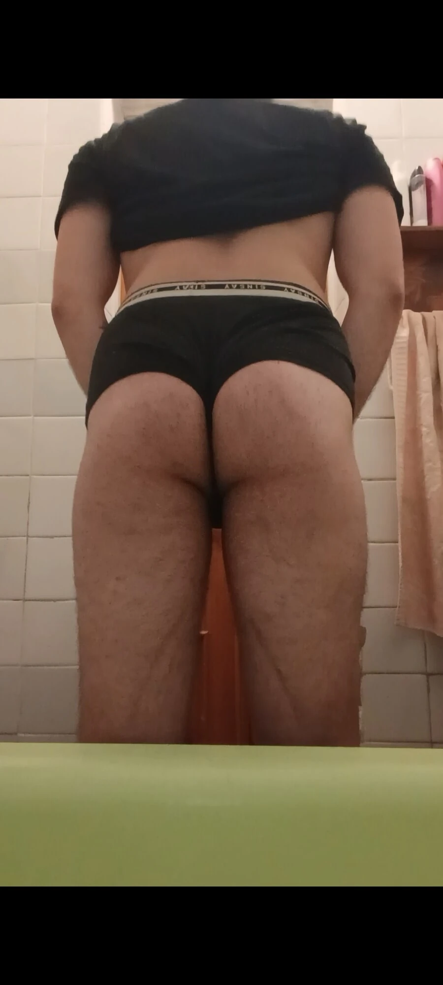 Kadın kılıklı seksi boyeeesss pisikkk