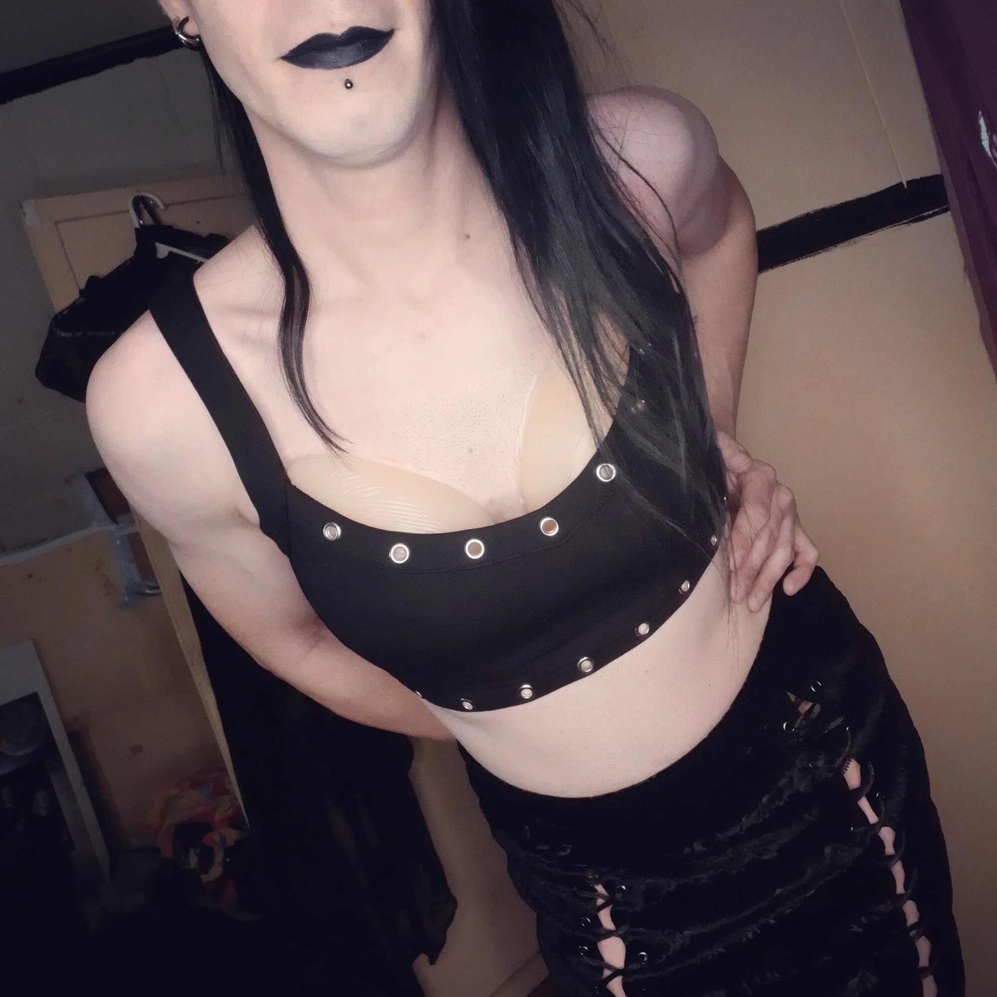 Tatlı Gotik Emo Sissy