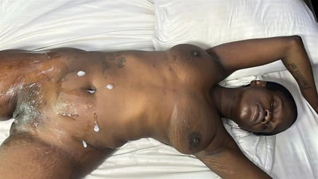 Üçlü seks boşalması