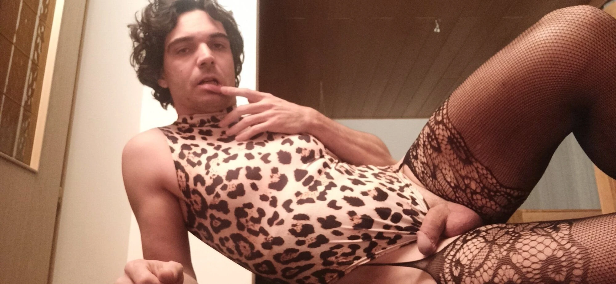 Ben Sissy Stephanie, anal sürtük