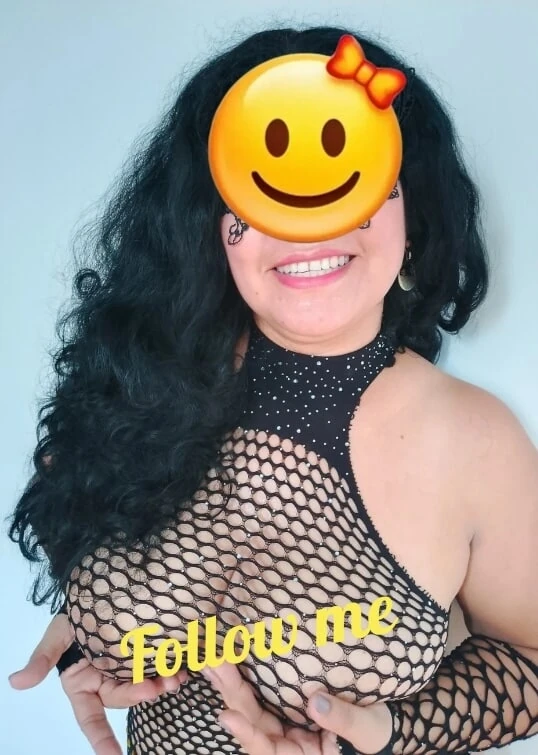 Tetas enormes al aire en alta resolucion