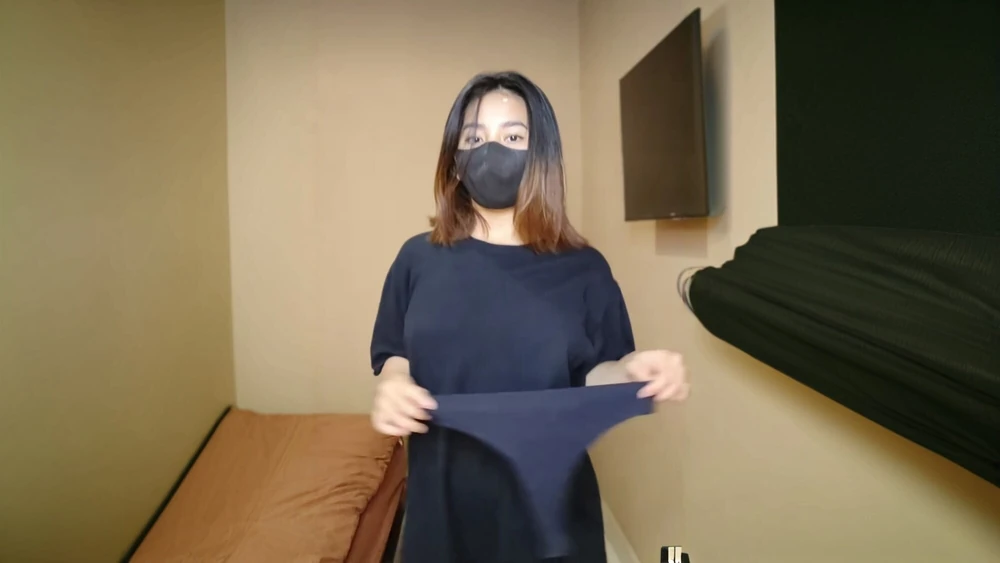 It's me ,Let's subscribe 😊