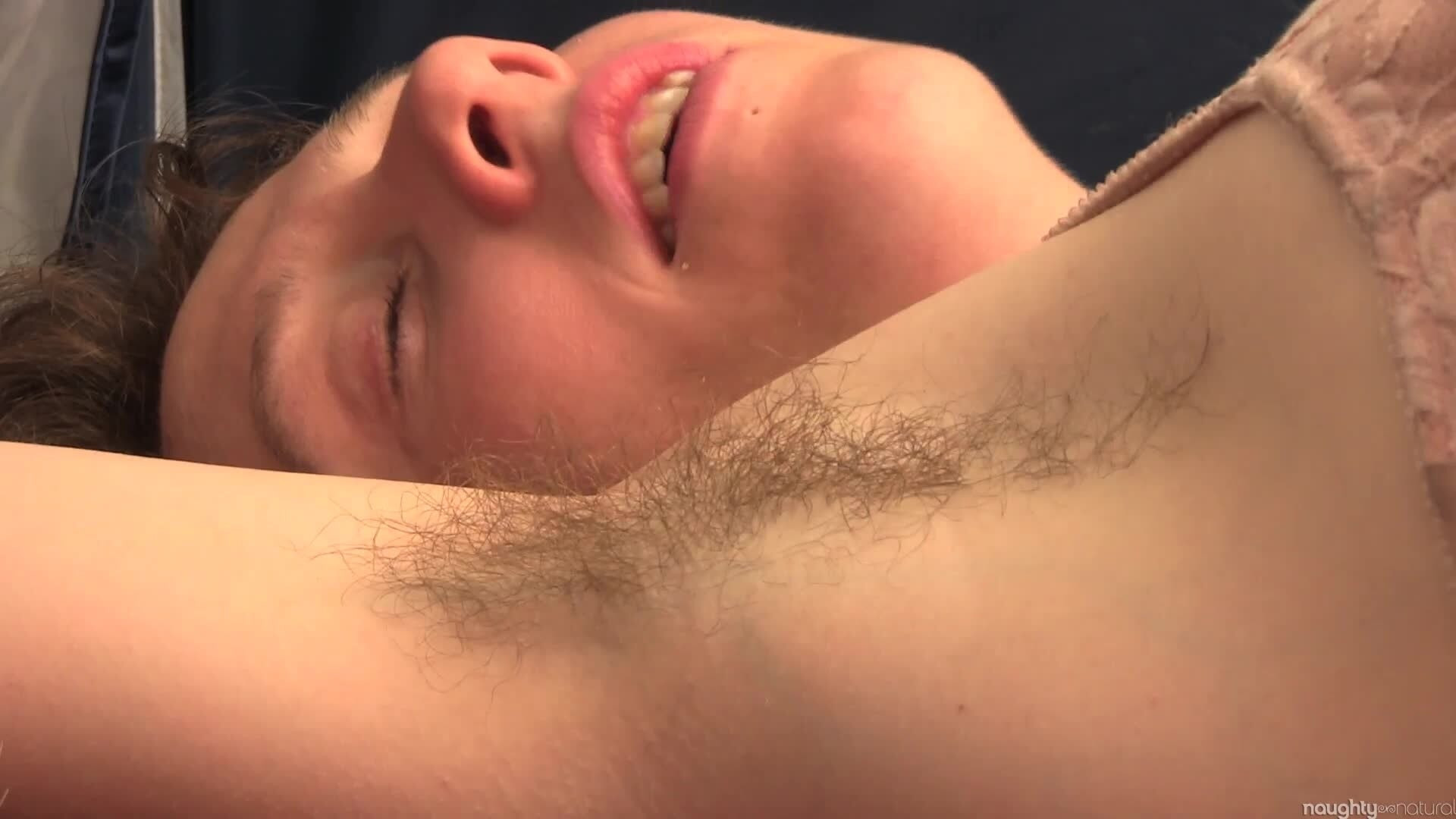 Naughtynatural: vahşi kadın