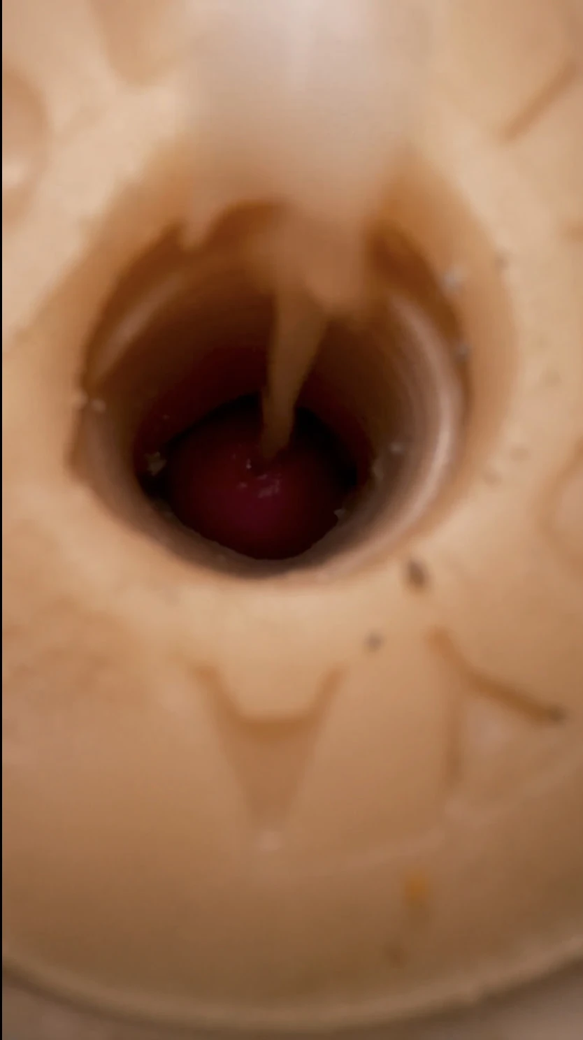 Fleshlight'ın içindeki tüm boşalmalarım (galeri 1)