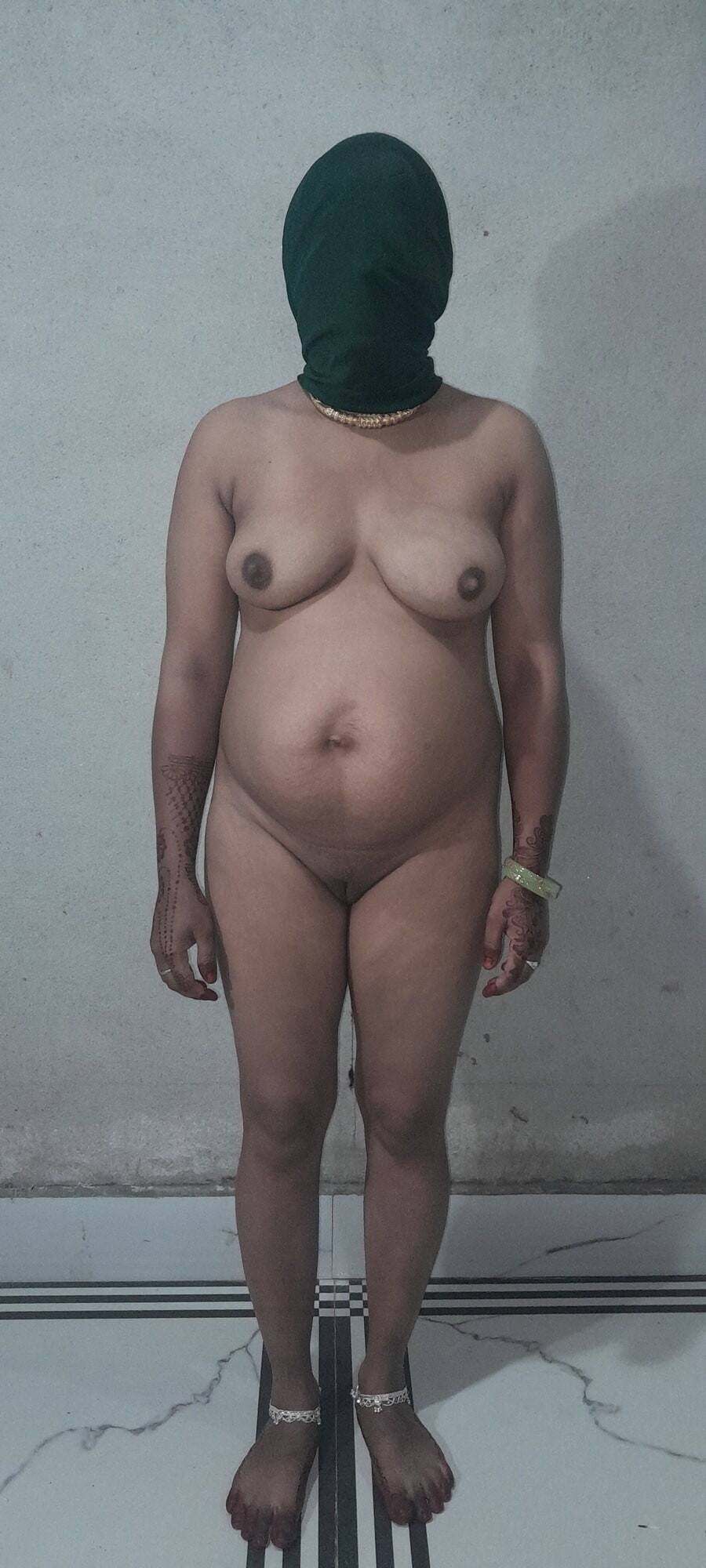aurat ki nangi photo