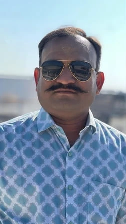 Desi Boy