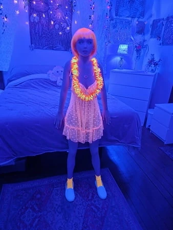 Amber'ın blacklight'ı!