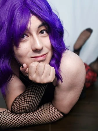 Morlu punk prenses: baştan aşağı azdırma