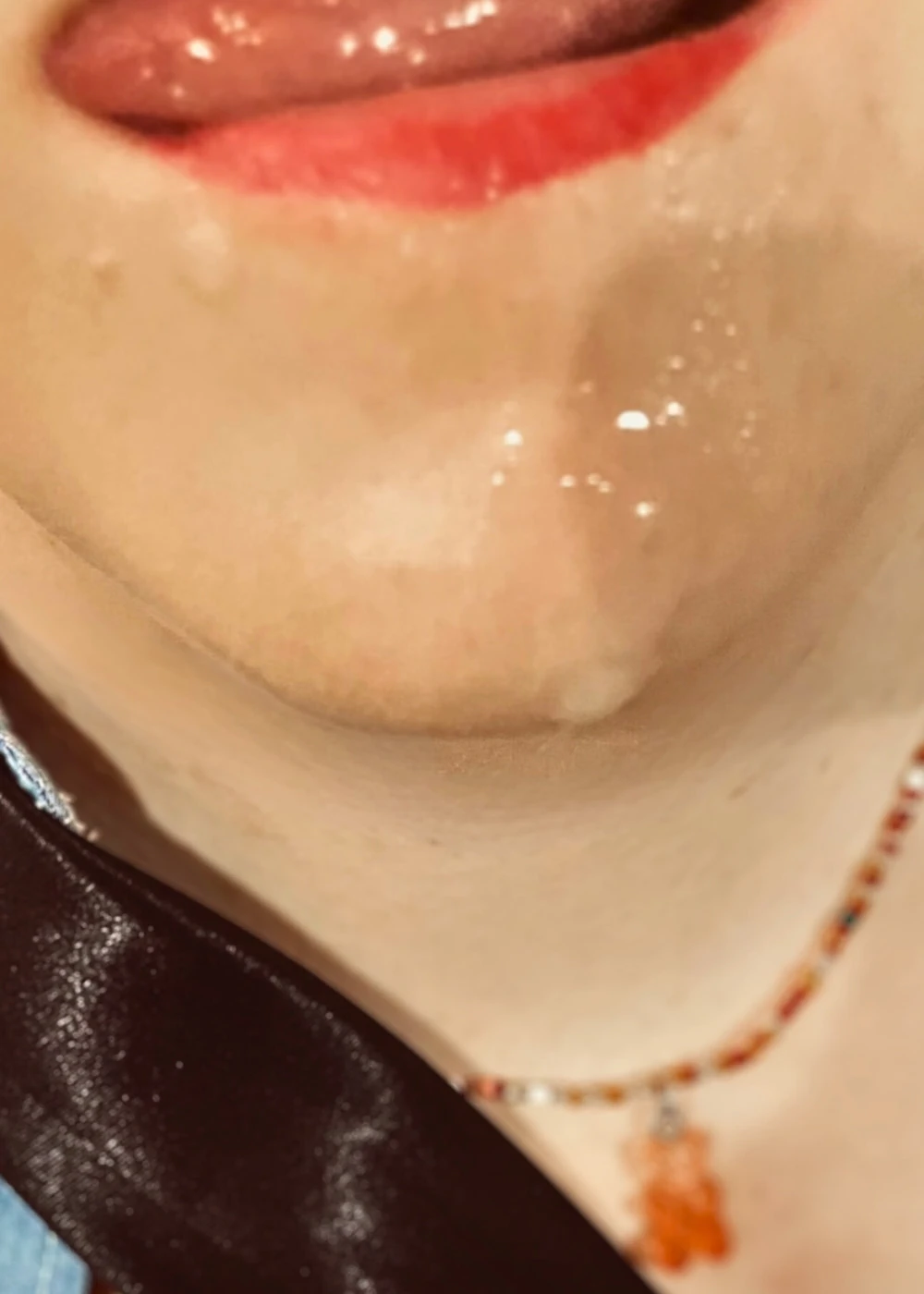 Tobie Nash kız öğrenci Lucy olarak!